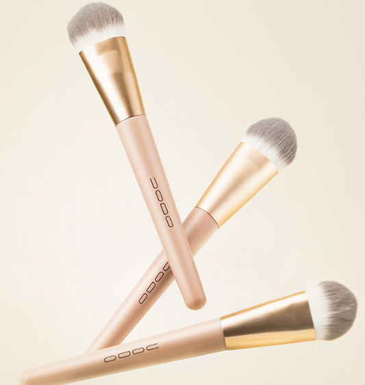 TikTok Same Professional Foundation Brush Cosmetics Make Up Beauty Tool