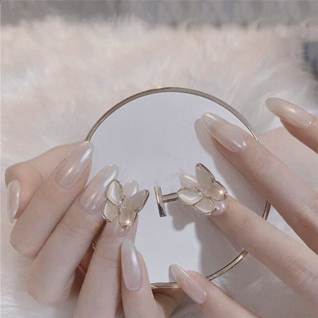Golden Butterfly Artificial False Nails Cartoon Classic Crystal Charm Press On Nails Art Fake Extension Tips